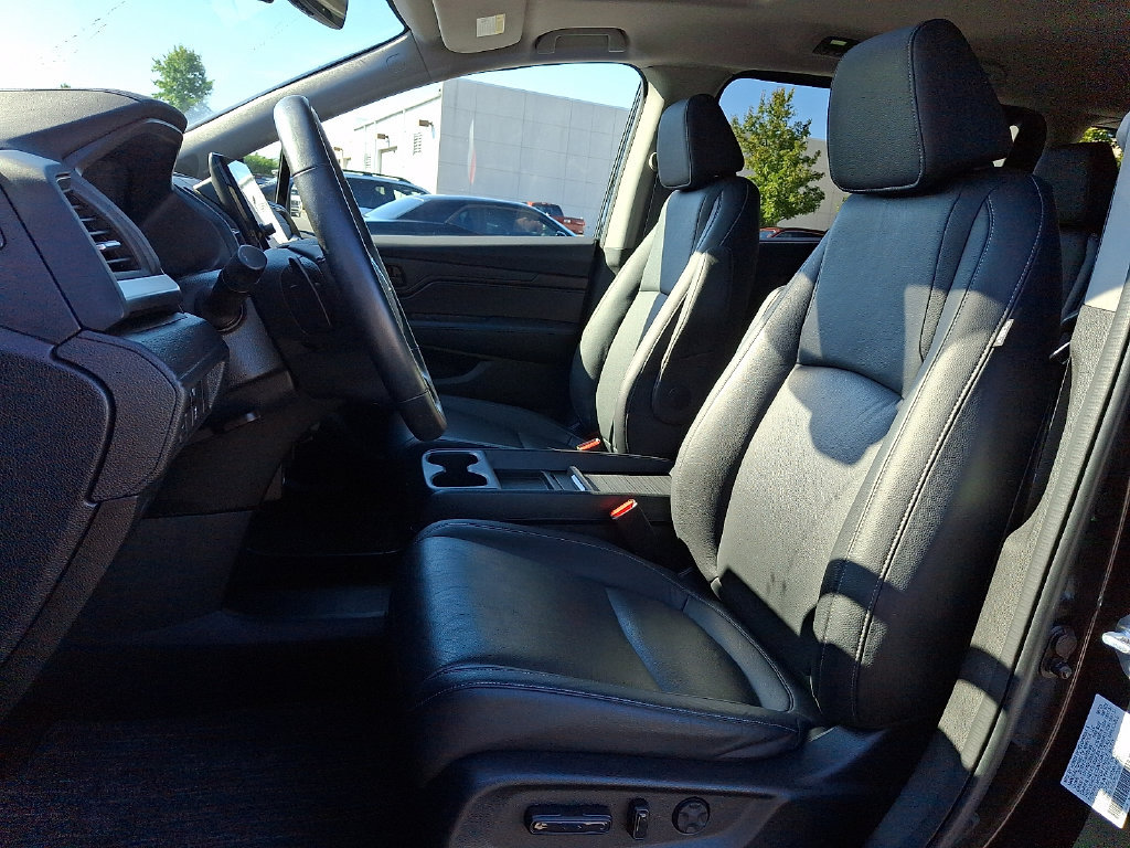 Used 2023 Honda Odyssey EX-L image 15