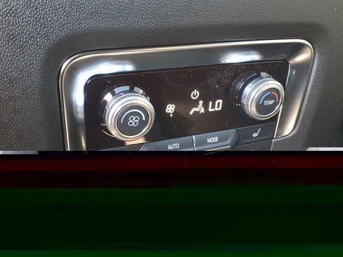 New 2026 GMC Yukon Denali w/ Sun & Power Step Package AWD/4WD image 17