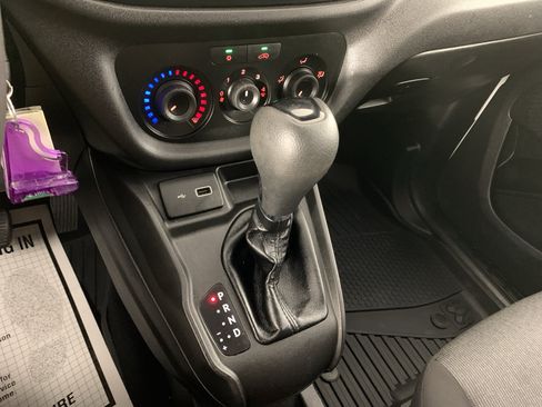 Used 2022 RAM ProMaster City Tradesman FWD image 24