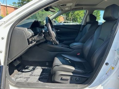 Used 2023 Honda Accord Touring image 10