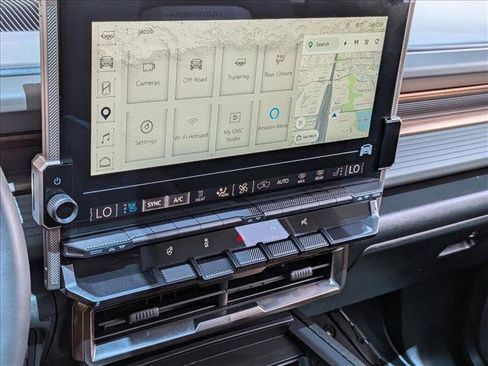 Used 2024 GMC Hummer EV 3X AWD/4WD image 16