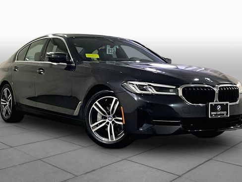 Certified 2023 BMW 530i xDrive w/ Premium Package AWD/4WD image 2