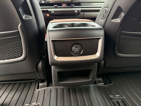 New 2026 Kia Carnival EX FWD image 29