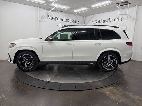 New 2026 Mercedes-Benz GLS 450 4MATIC image 4