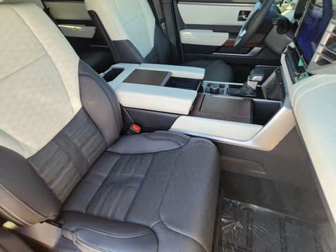 Used 2024 Toyota Sequoia Capstone image 17