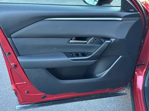 Certified 2025 MAZDA CX-50 AWD 2.5 S w/ Premium Package image 11