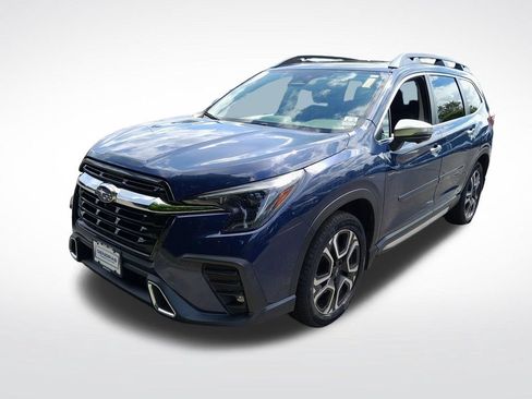 Used 2023 Subaru Ascent Touring AWD/4WD image 3