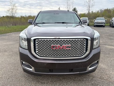 Used 2015 GMC Yukon XL Denali w/ Premium Package AWD/4WD image 9