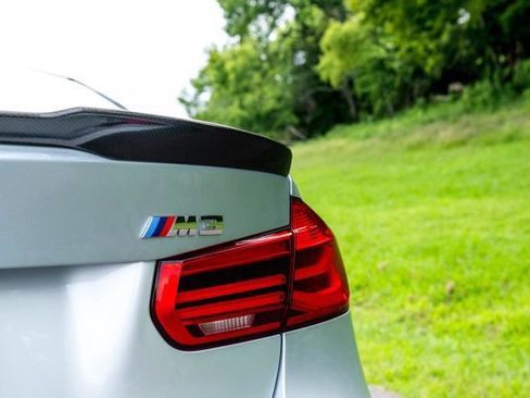 Used 2016 BMW M3 RWD image 10