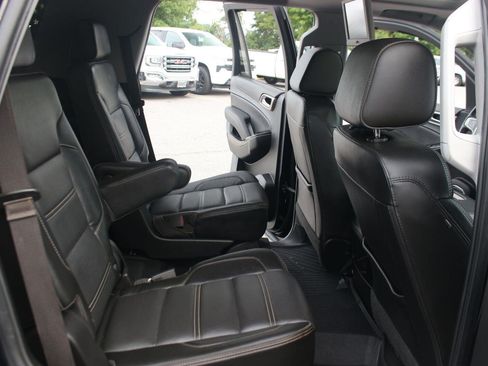 Used 2020 GMC Yukon Denali w/ Denali Ultimate Package AWD/4WD image 40