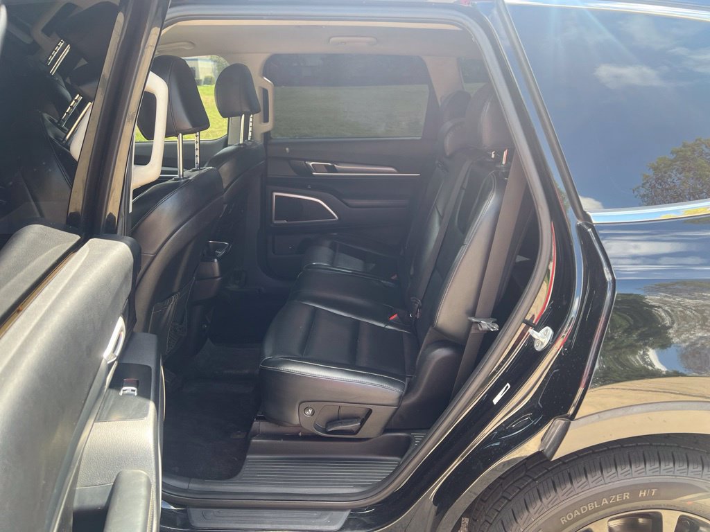 Used 2020 Kia Telluride LX FWD image 7