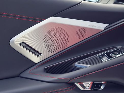 Used 2022 Chevrolet Corvette 3LT w/ Z51 Performance Package image 14