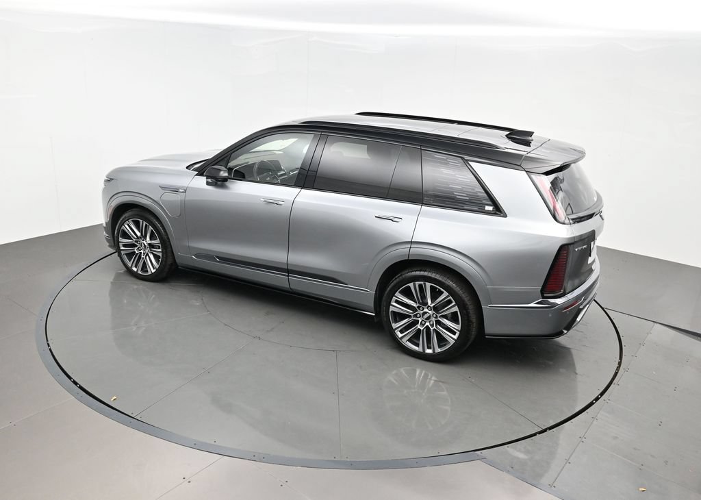 Used 2026 Cadillac Vistiq Platinum w/ LPO, Floor Liner Package AWD/4WD image 41