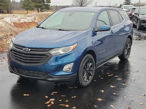 Used 2021 Chevrolet Equinox LT image 2