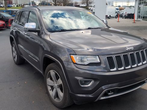 Used 2015 Jeep Grand Cherokee Overland image 2