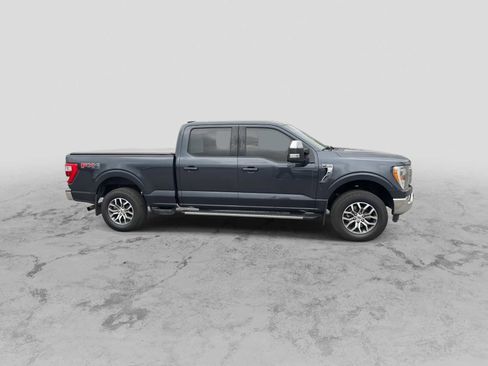 Used 2022 Ford F150 Lariat w/ Trailer Tow Package image 9