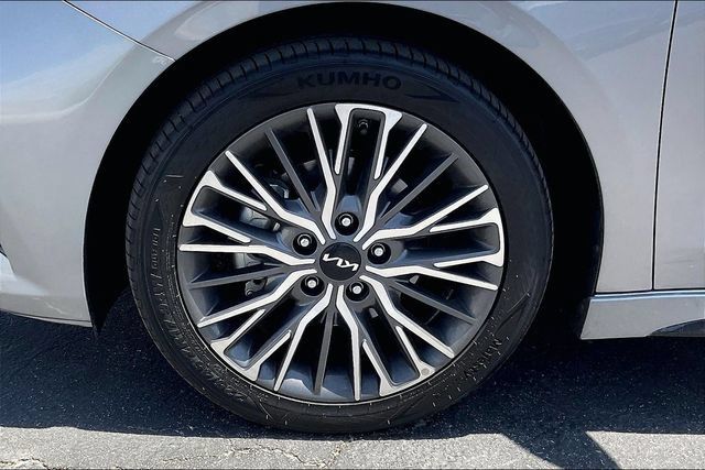 Used 2023 Kia Forte GT-Line w/ GT-Line Premium Package FWD image 8