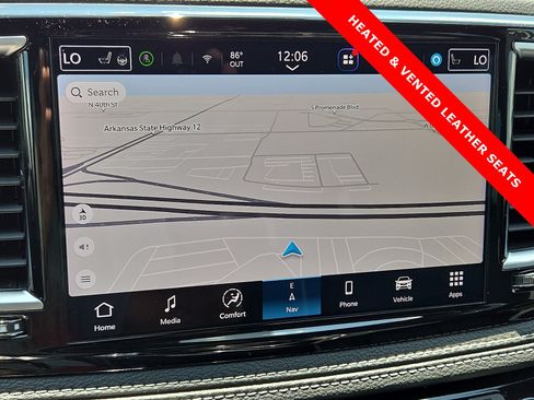 Used 2026 Chrysler Pacifica Limited FWD image 19