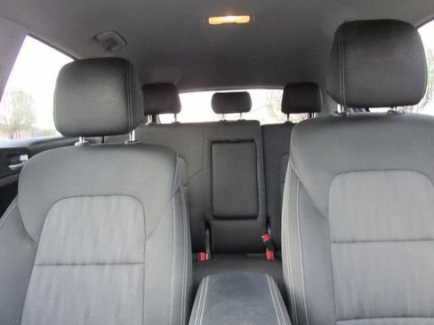 Used 2017 Kia Sportage LX image 10