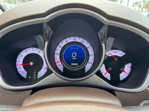 Used 2011 Cadillac SRX Luxury image 26