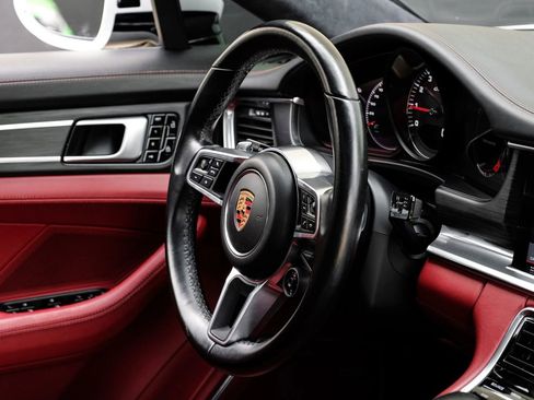 Used 2020 Porsche Panamera GTS AWD/4WD image 14