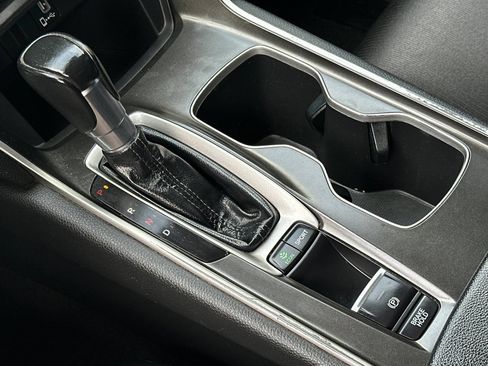 Used 2019 Honda Accord Sport image 20