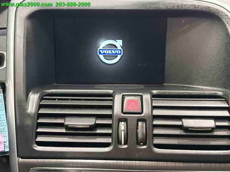 Used 2016 Volvo XC60 T5 Premier AWD/4WD image 27