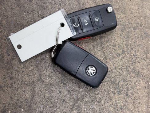 Used 2016 Volkswagen Jetta Sport image 78