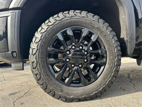 Used 2024 GMC Sierra 2500 Denali w/ Denali Reserve Package image 12