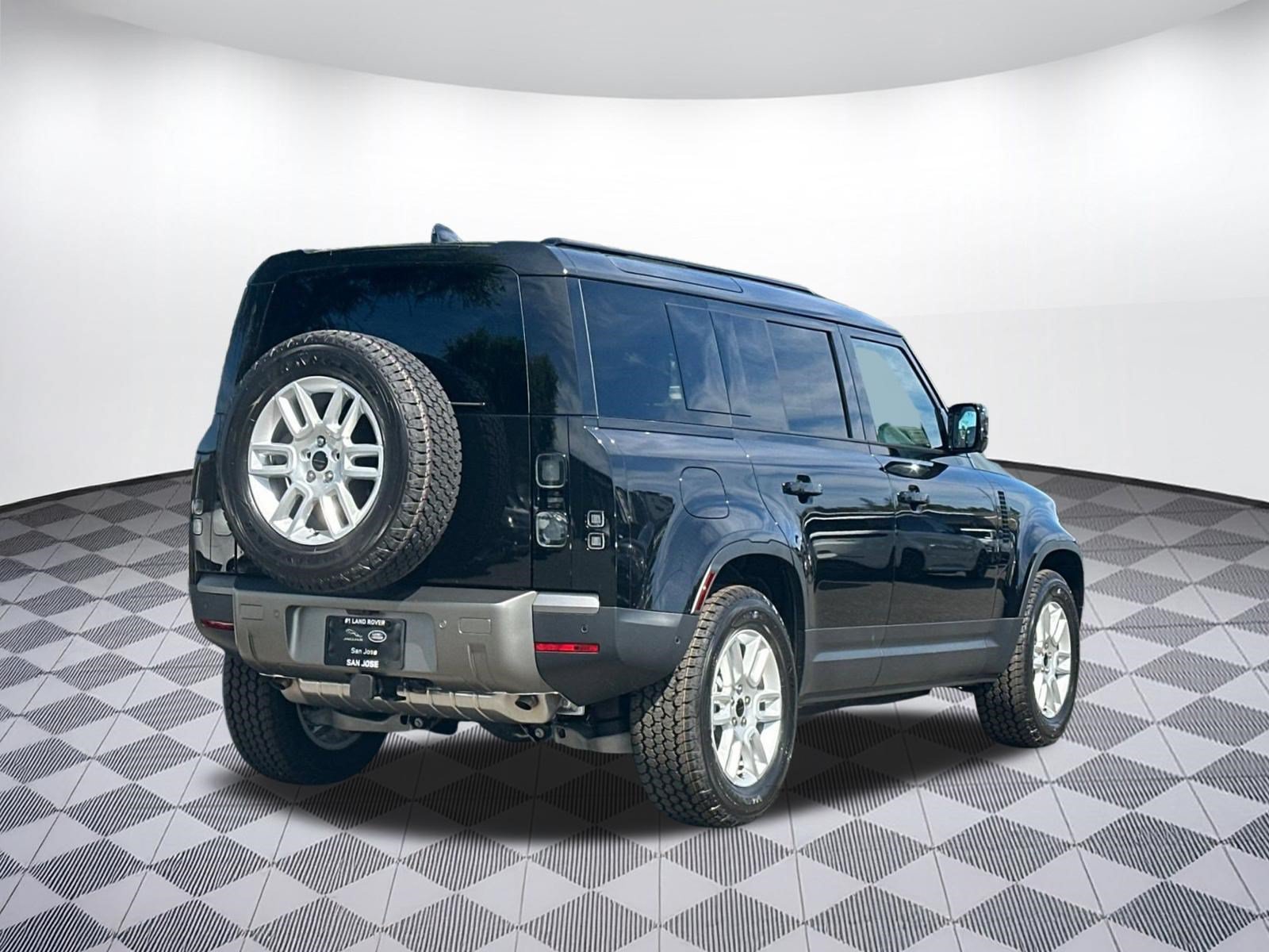 New 2026 Land Rover Defender 110 S AWD/4WD image 9