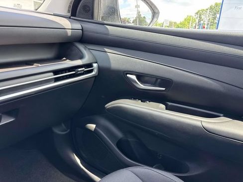 Certified 2025 Hyundai Tucson SE AWD/4WD image 28
