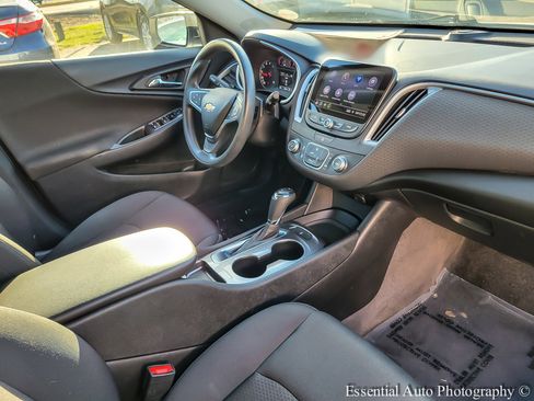 Used 2019 Chevrolet Malibu LS FWD image 27