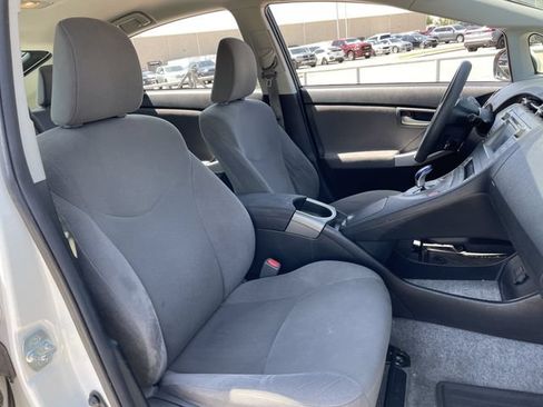 Used 2014 Toyota Prius Two FWD image 25
