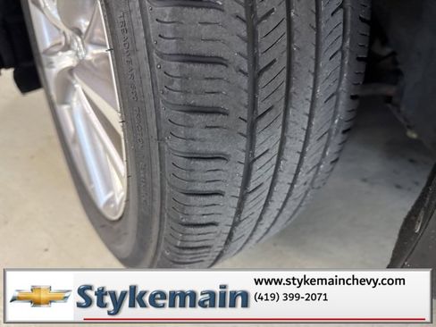 Used 2014 Toyota Corolla LE image 8