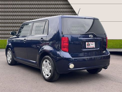 Used 2008 Scion xB image 9