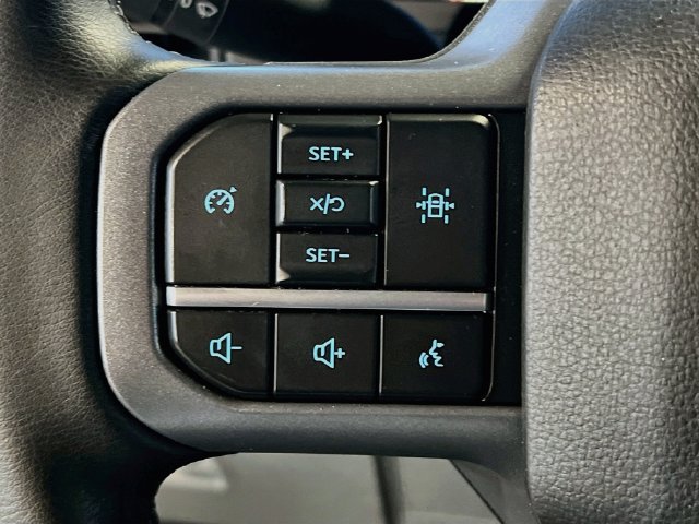 Used 2025 Ford F150 XLT w/ Equipment Group 301A Standard AWD/4WD image 17