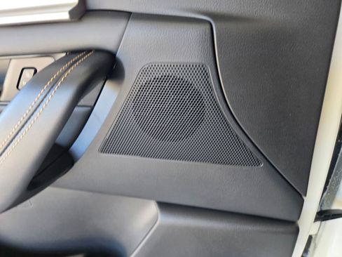 Used 2025 MAZDA CX-90 Plug-In Hybrid w/ Preferred image 16