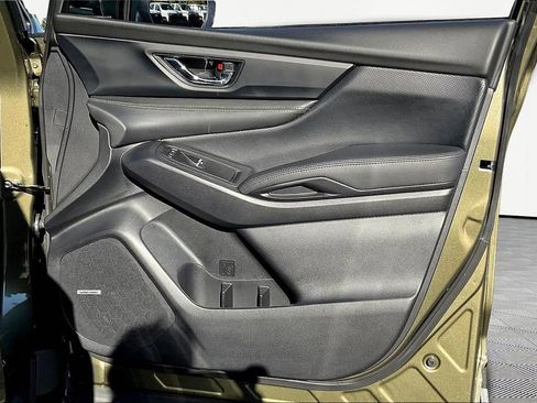 Used 2025 Subaru Ascent Bronze Edition image 31