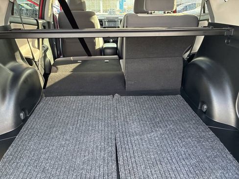 Used 2014 Toyota RAV4 XLE image 22