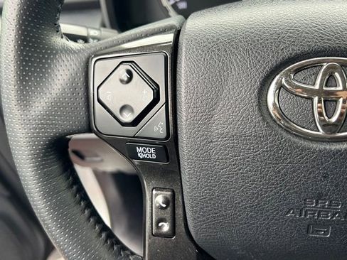Used 2021 Toyota 4Runner TRD Off-Road AWD/4WD image 22