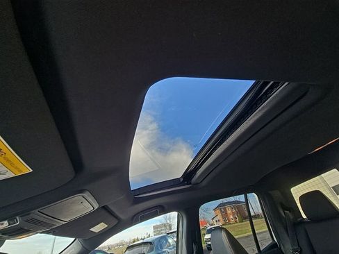 Used 2023 Honda Ridgeline Black Edition image 17