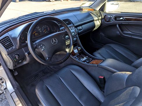 Used 2002 Mercedes-Benz CLK 320 Cabriolet image 13