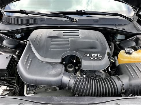 Certified 2022 Dodge Charger SXT w/ Leather Interior Group RWD image 30