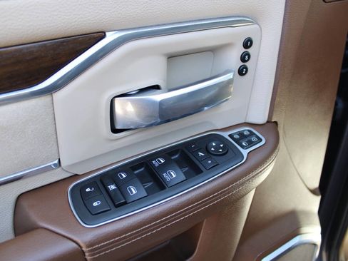 Used 2023 RAM 3500 Laramie image 24