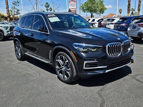 Certified 2023 BMW X5 sDrive40i w/ Premium Package image 3