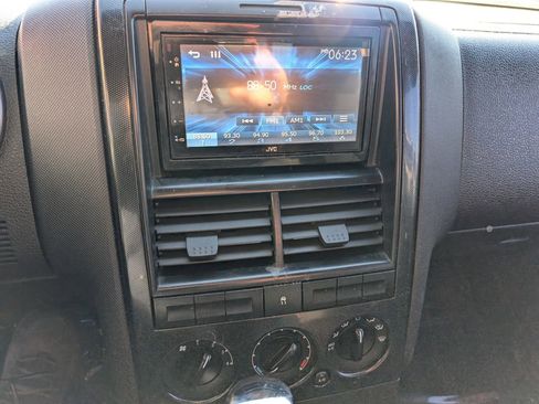 Used 2009 Ford Explorer Sport Trac XLT image 22