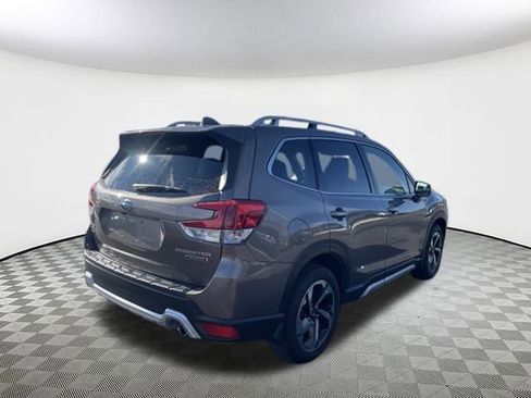Certified 2022 Subaru Forester Touring w/ Popular Package #3 image 9