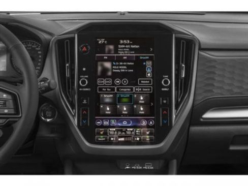 Used 2025 Subaru Forester Premium AWD/4WD image 12