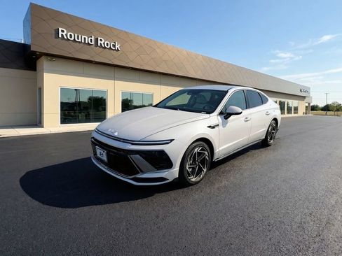 New 2026 Hyundai Sonata SEL FWD image 1