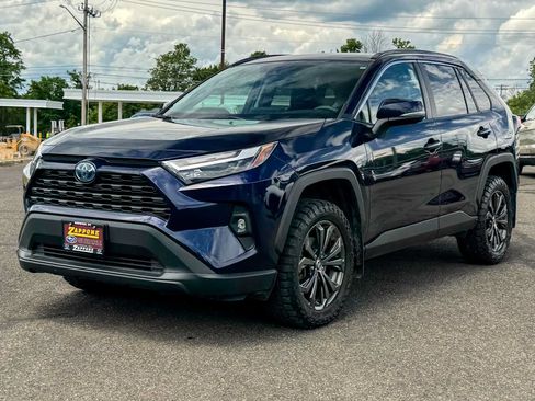 Used 2024 Toyota RAV4 XLE Premium w/ Weather Package AWD/4WD image 7